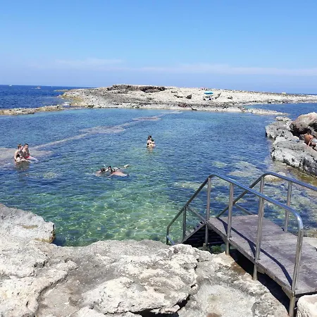 아파트 Sunshine Holiday 7 With Spectacular Seaviews